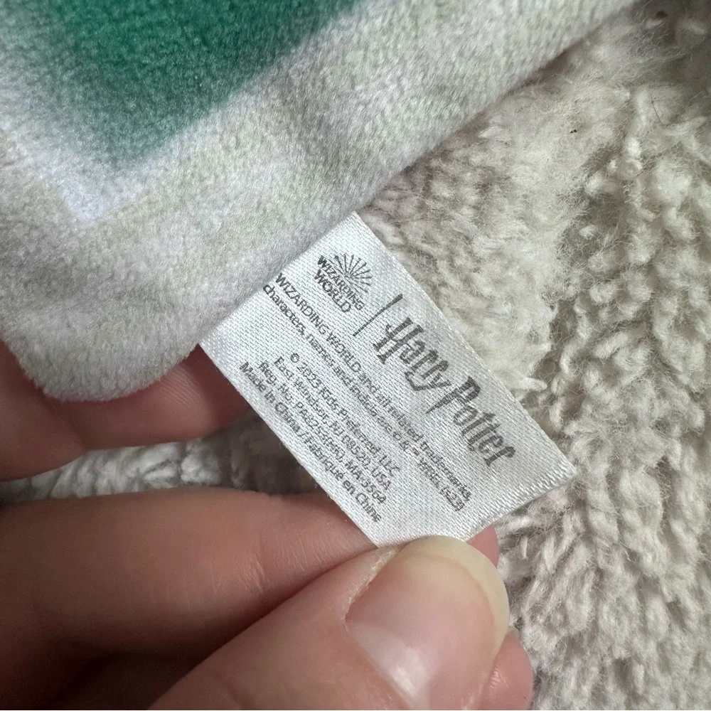 Harry Potter | On The Go Crinkle Square Car seat attachment